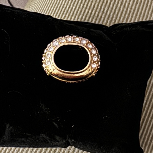 GODIVA Charm Bedazzled with CZ NOT A RING (Looks Vintage) - Picture 2 of 10